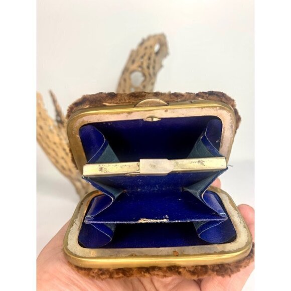 Victorian 1860s Antique Fur Coin Purse - Picture 10 of 12